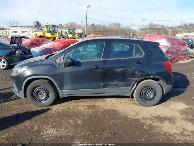 Chevrolet Trax Ls Image 12