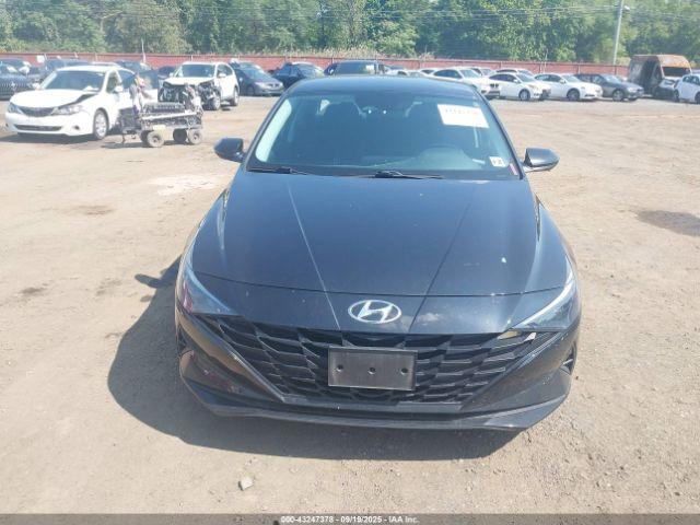 Hyundai ELANTRA Sel Image 17