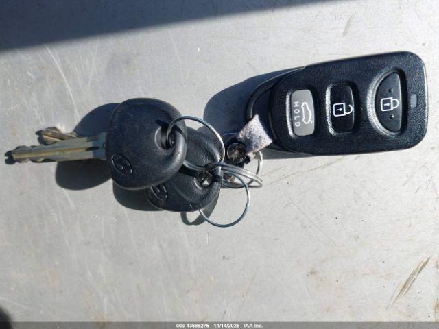 Hyundai ELANTRA Se Image 11