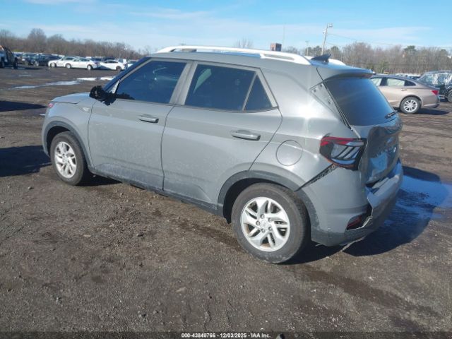 Hyundai VENUE Sel Image 4