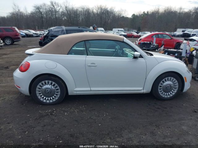 Volkswagen Beetle 1.8t Image 10