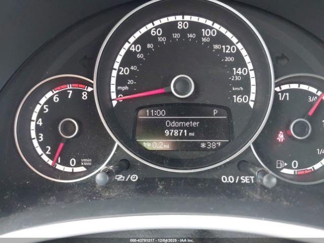 Volkswagen Beetle 1.8t Image 11