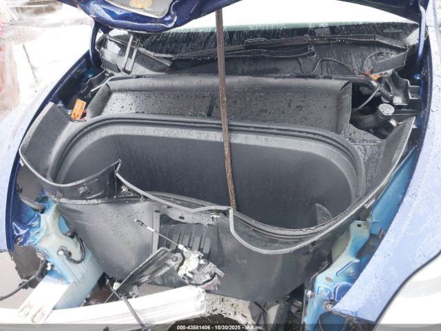 Tesla Model Y Long Range Dual Motor All-wheel Drive Image 11