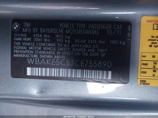 BMW 3 Series Image 6