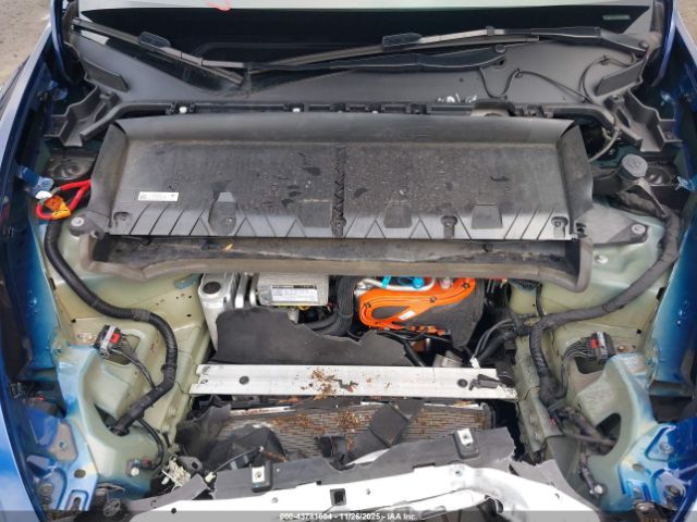 Tesla Model Y Image 9