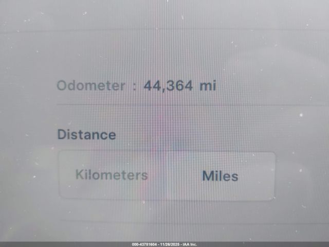 Tesla Model Y Image 13