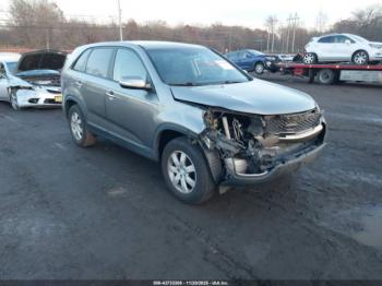  Salvage Kia Sorento