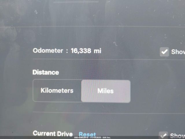 Tesla Model Y Long Range Dual Motor All-wheel Drive Image 19