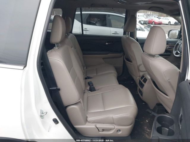 Honda Pilot Touring Image 10