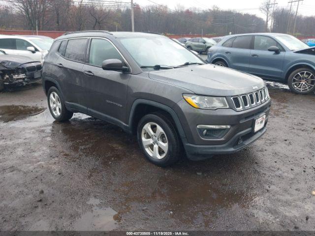  Salvage Jeep Compass