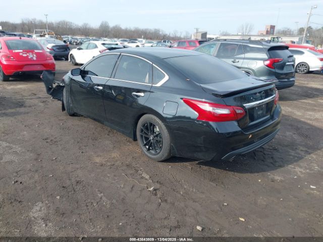 Nissan Altima 2.5 S Image 8