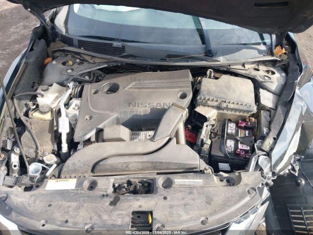 Nissan Altima 2.5 S Image 6