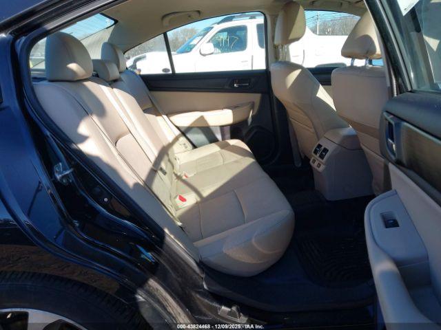 Subaru Legacy 2.5i Limited Image 4