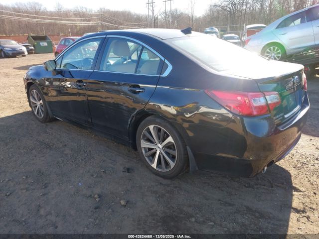 Subaru Legacy 2.5i Limited Image 17