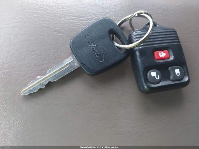 Ford Escape Xlt Image 11