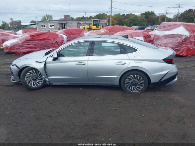 Hyundai SONATA Limited Image 2