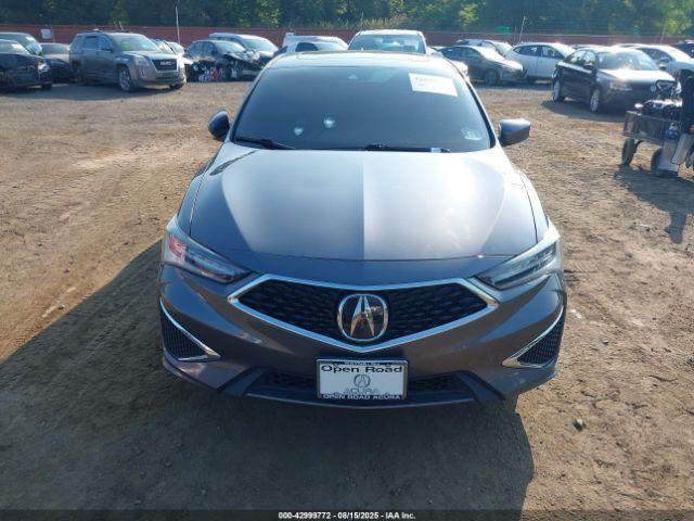 Acura ILX Image 3