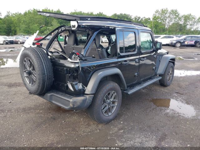 Jeep Wrangler 4-door Summit 4x4 Image 9