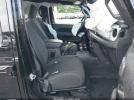 Jeep Wrangler 4-door Summit 4x4 Image 4