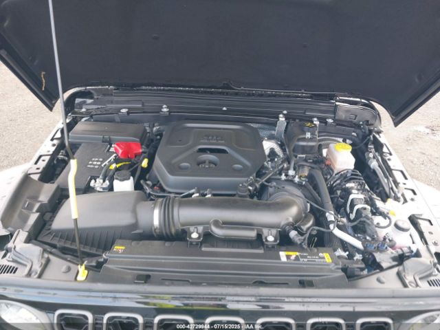 Jeep Wrangler 4-door Summit 4x4 Image 15