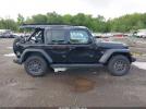 Jeep Wrangler 4-door Summit 4x4 Image 6