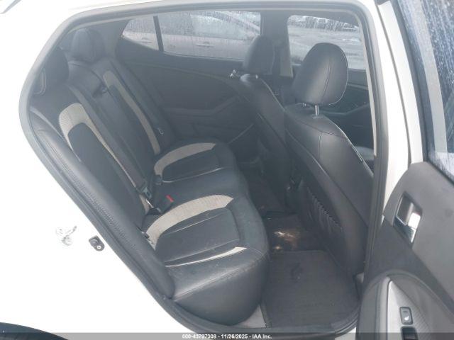 Kia Optima Sx Image 9