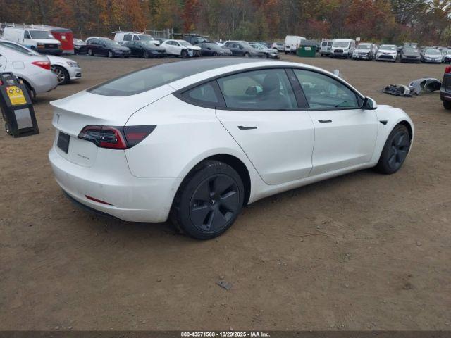 Tesla Model 3 Long Range Dual Motor All-wheel Drive Image 6