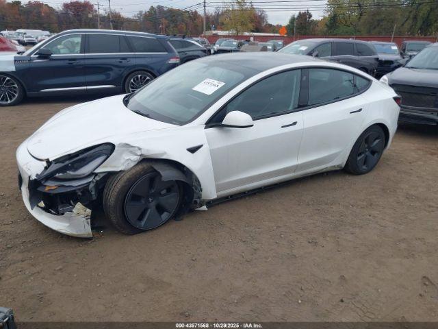 Tesla Model 3 Long Range Dual Motor All-wheel Drive Image 19