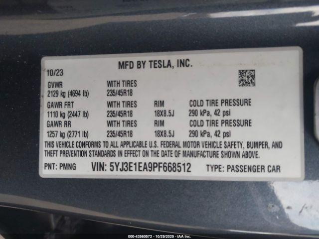 Tesla Model 3 Rear-wheel Drive Image 16
