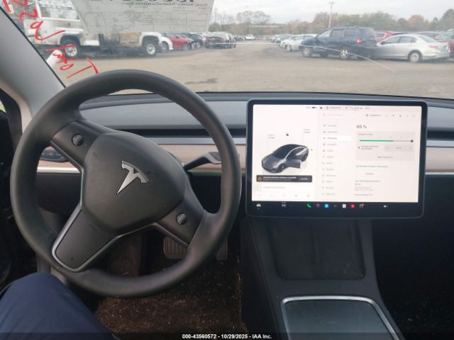 Tesla Model 3 Rear-wheel Drive Image 4