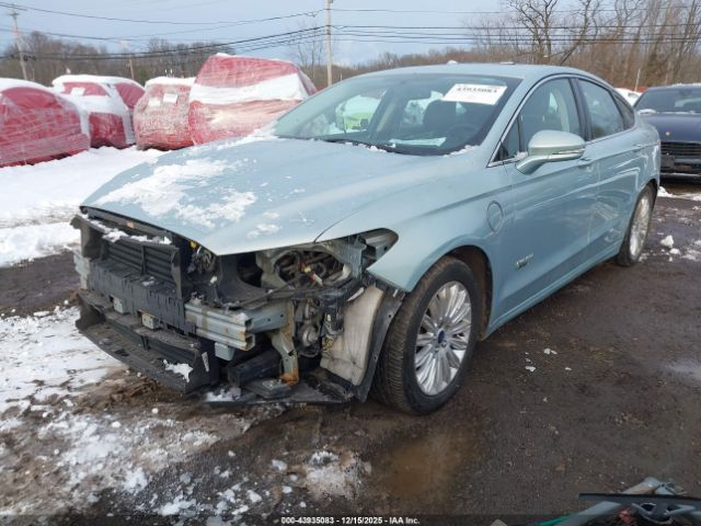 Ford Fusion Titanium Image 2