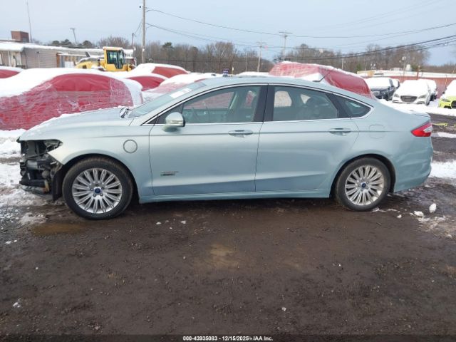 Ford Fusion Titanium Image 9