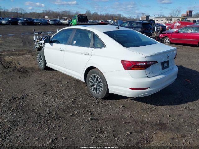 Volkswagen Jetta Image 11