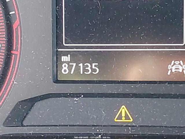 Volkswagen Jetta Image 10