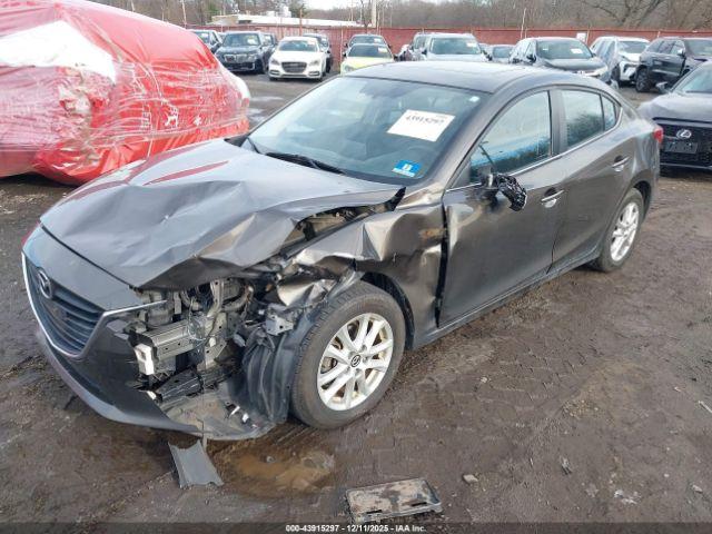 Mazda Mazda3 I Touring Image 8