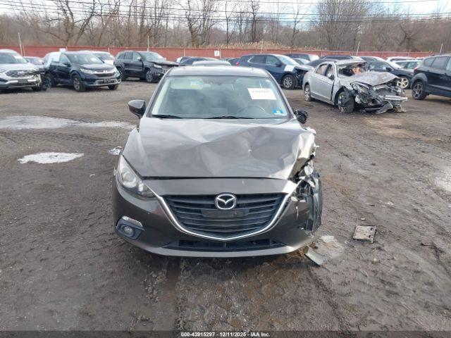 Mazda Mazda3 I Touring Image 11