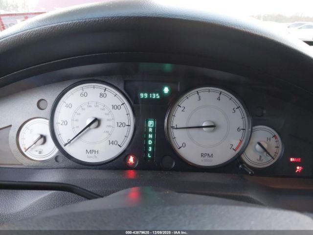 Chrysler 300 Image 3