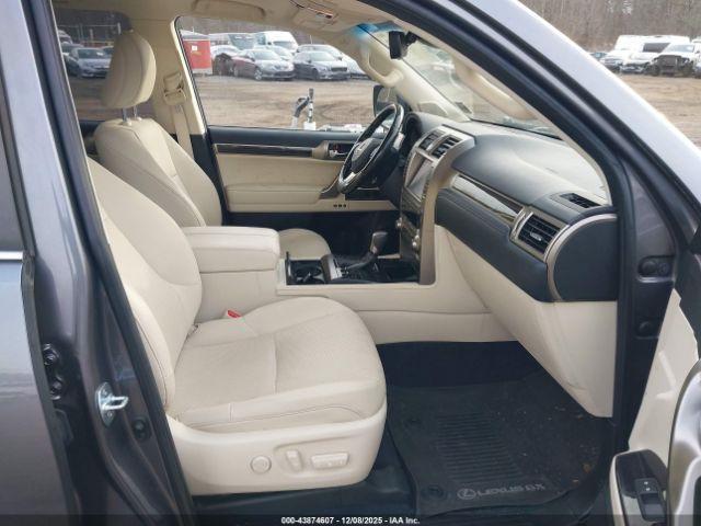 Lexus Gx Premium Image 17