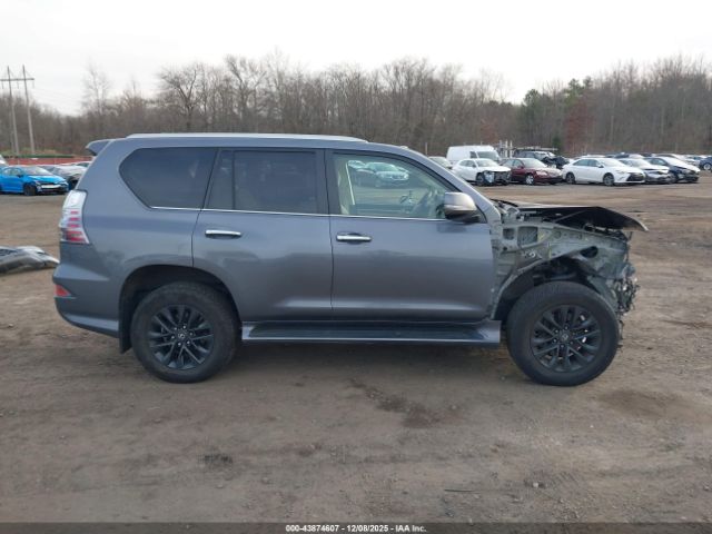 Lexus Gx Premium Image 16