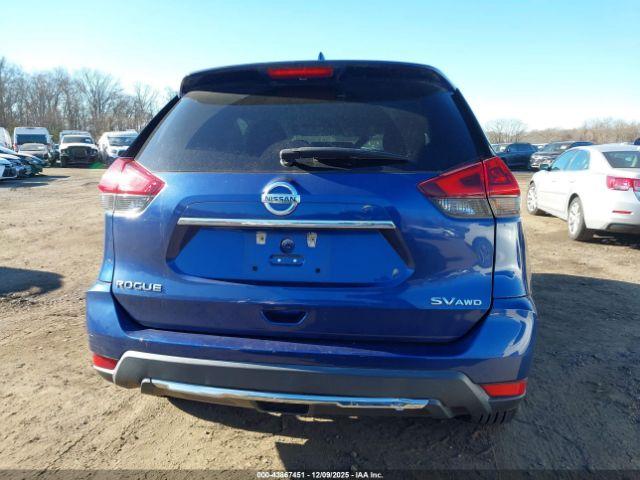 Nissan Rogue Sv Image 9