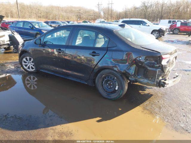 Toyota Corolla Le Image 4