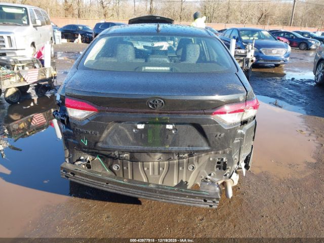 Toyota Corolla Le Image 17