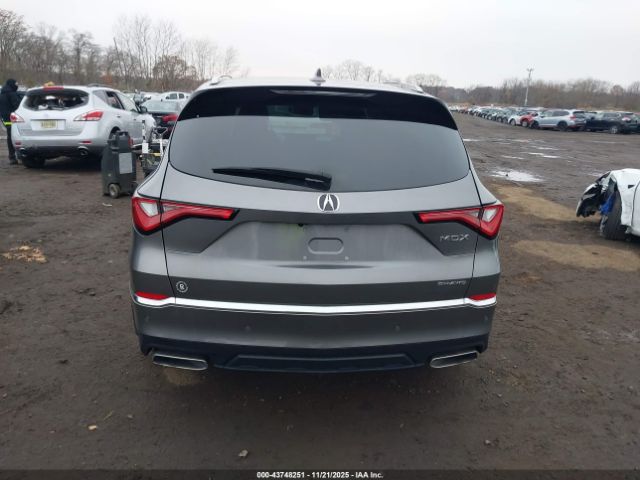 Acura MDX Advance Package Image 10