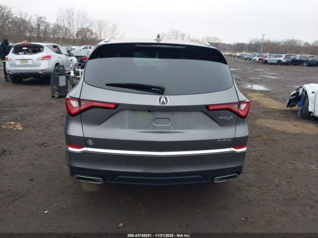 Acura MDX Advance Package Image 10