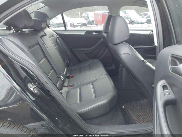 Volkswagen Jetta 1.8t Se Image 5