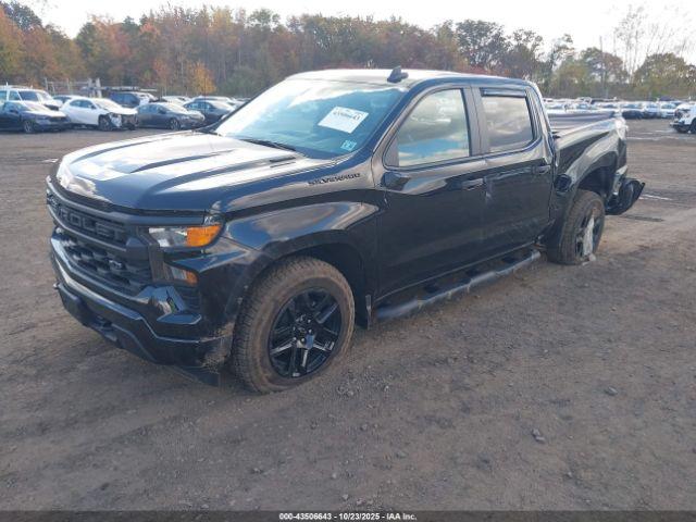 Chevrolet Silverado 1500 4wd  Short Bed Custom Image 9